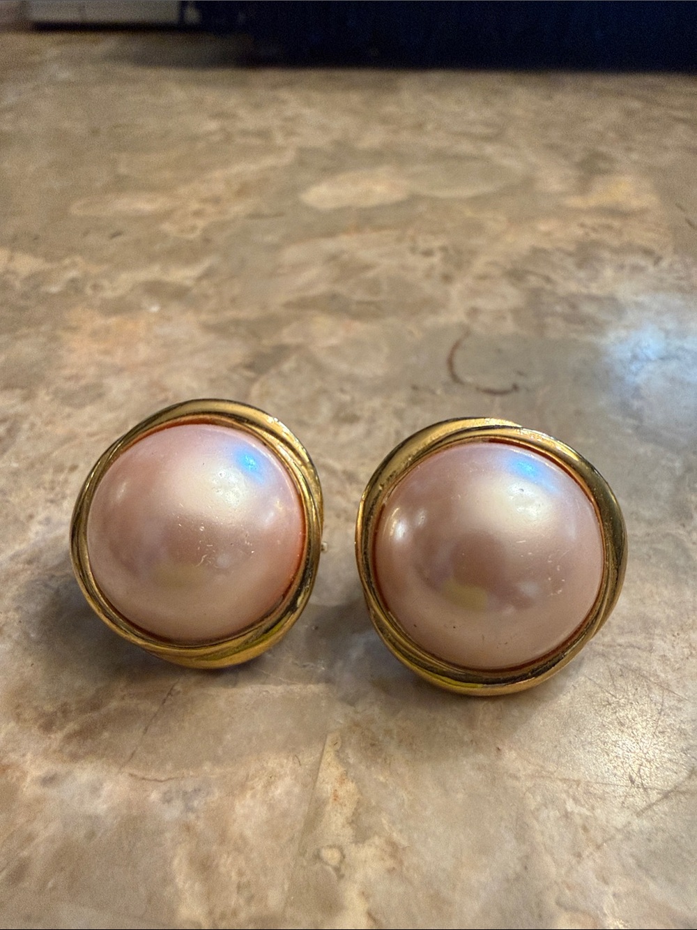 NWOT Vintage Marvella gold tone and pale pink comfort clip earrings